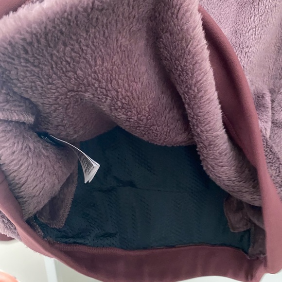 Mountain HardwearPolartec High Loft Pullover - Picture 8 of 9